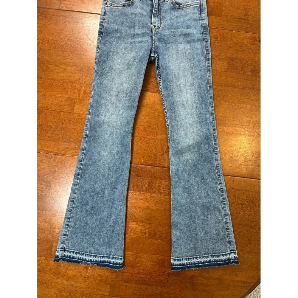 Abercrombie Kids Jeans Girls 11/12 Blue High Rise Flare Raw Hem Denim